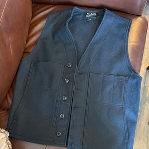 Filson Dark Navy Wool Buttoned Vest